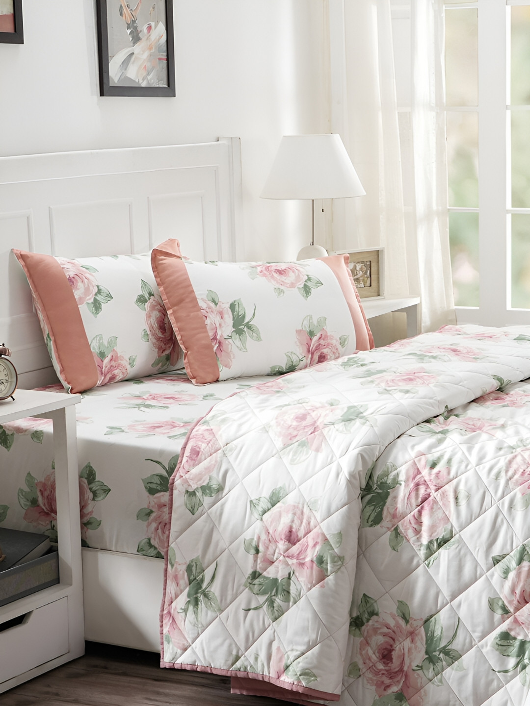 

MASPAR White & Pink Floral Printed 120 GSM Cotton Double Queen Quilt