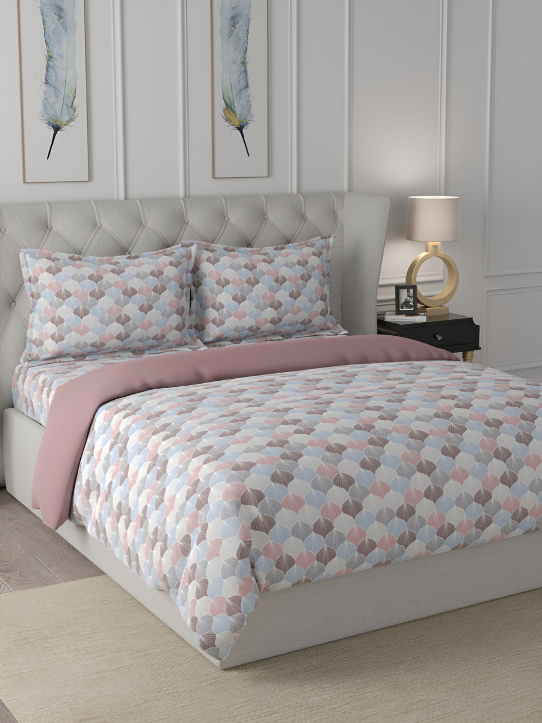 

MASPAR Blue & Pink Printed 120 GSM Cotton Double Queen Quilt