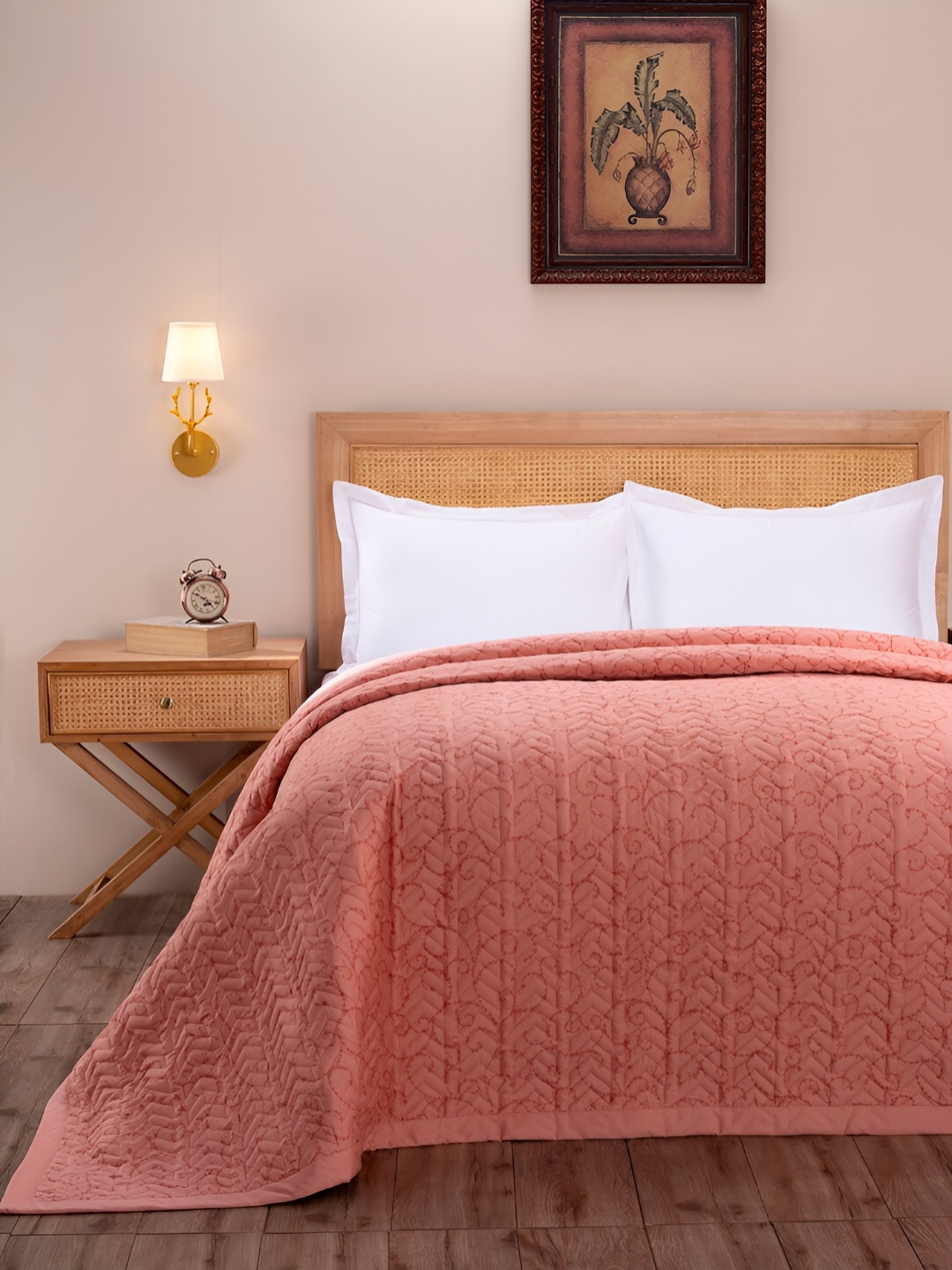 

MASPAR Red Abstract Printed 110 GSM Cotton Double Queen Quilt