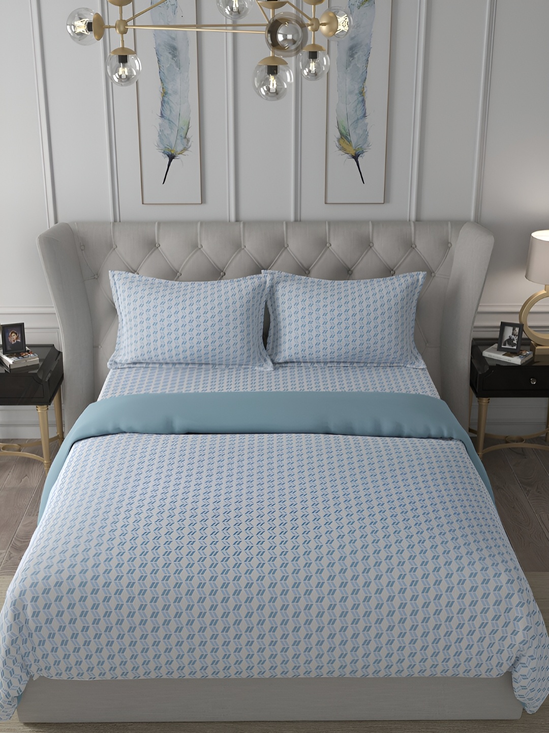 

MASPAR Blue Geometric Printed Cotton 110 GSM Double Quilt