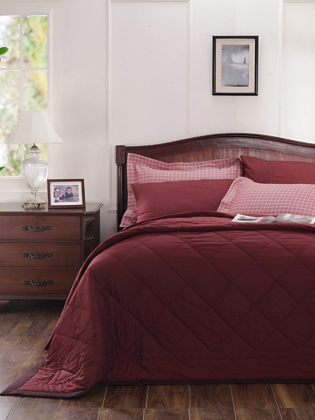 

MASPAR Red 120 GSM Cotton Single Bed Quilt