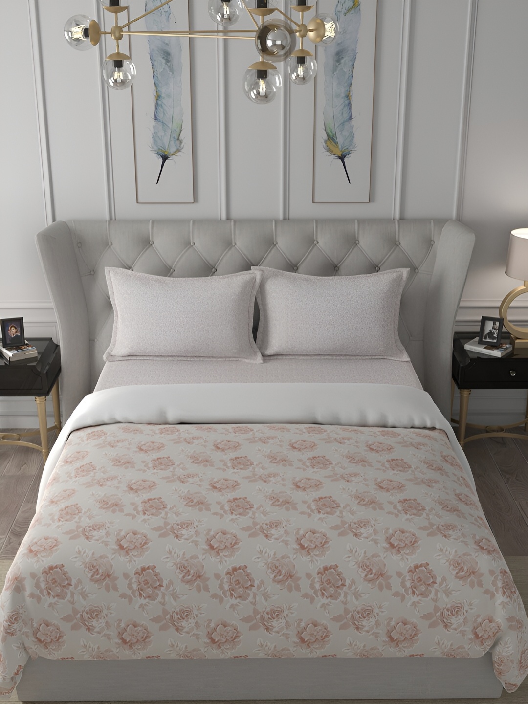 

MASPAR Red & Beige Printed Cotton 110 GSM Single Quilt