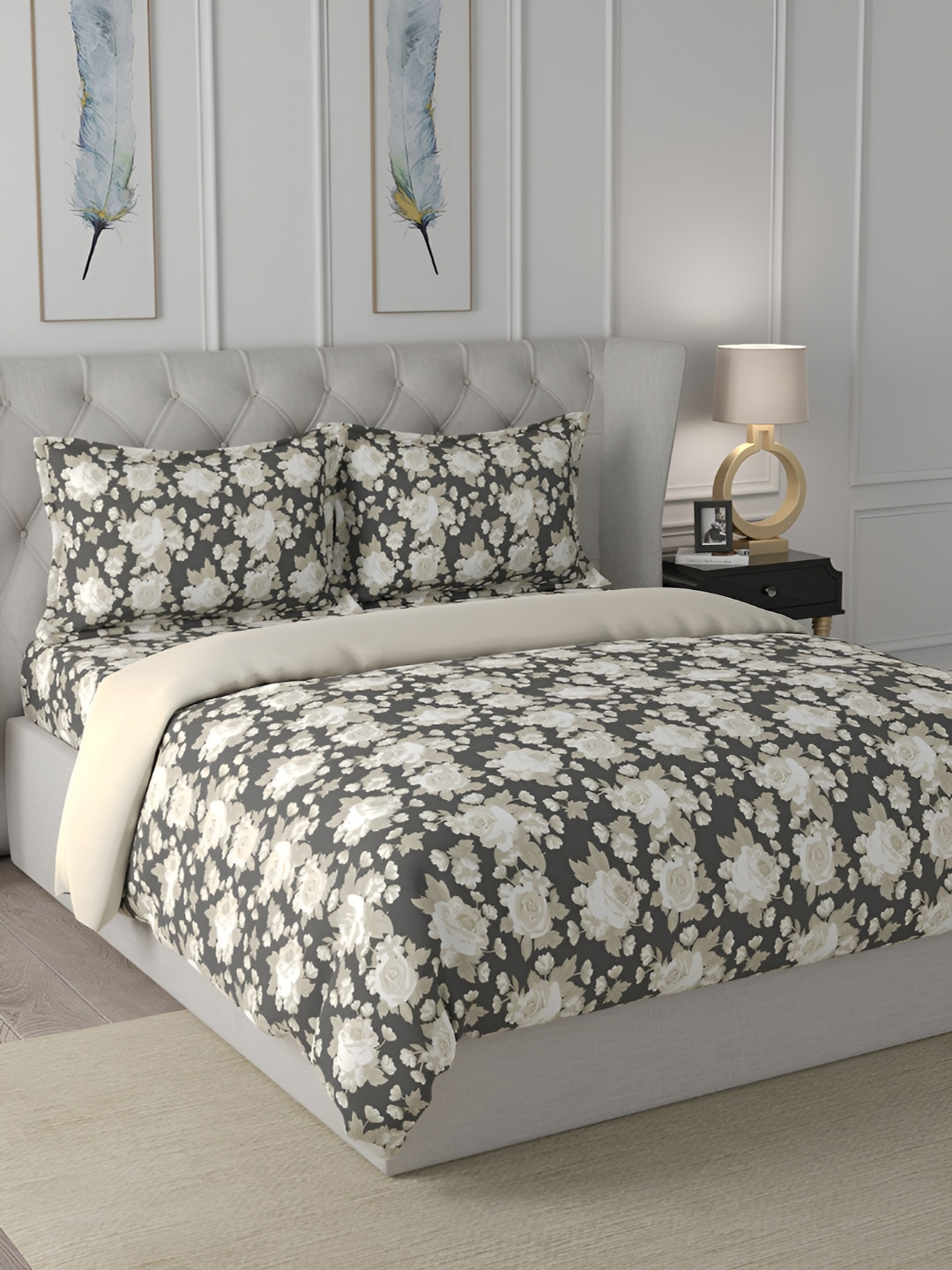 

MASPAR Grey & Beige Printed 120 GSM Cotton Double Queen Quilt
