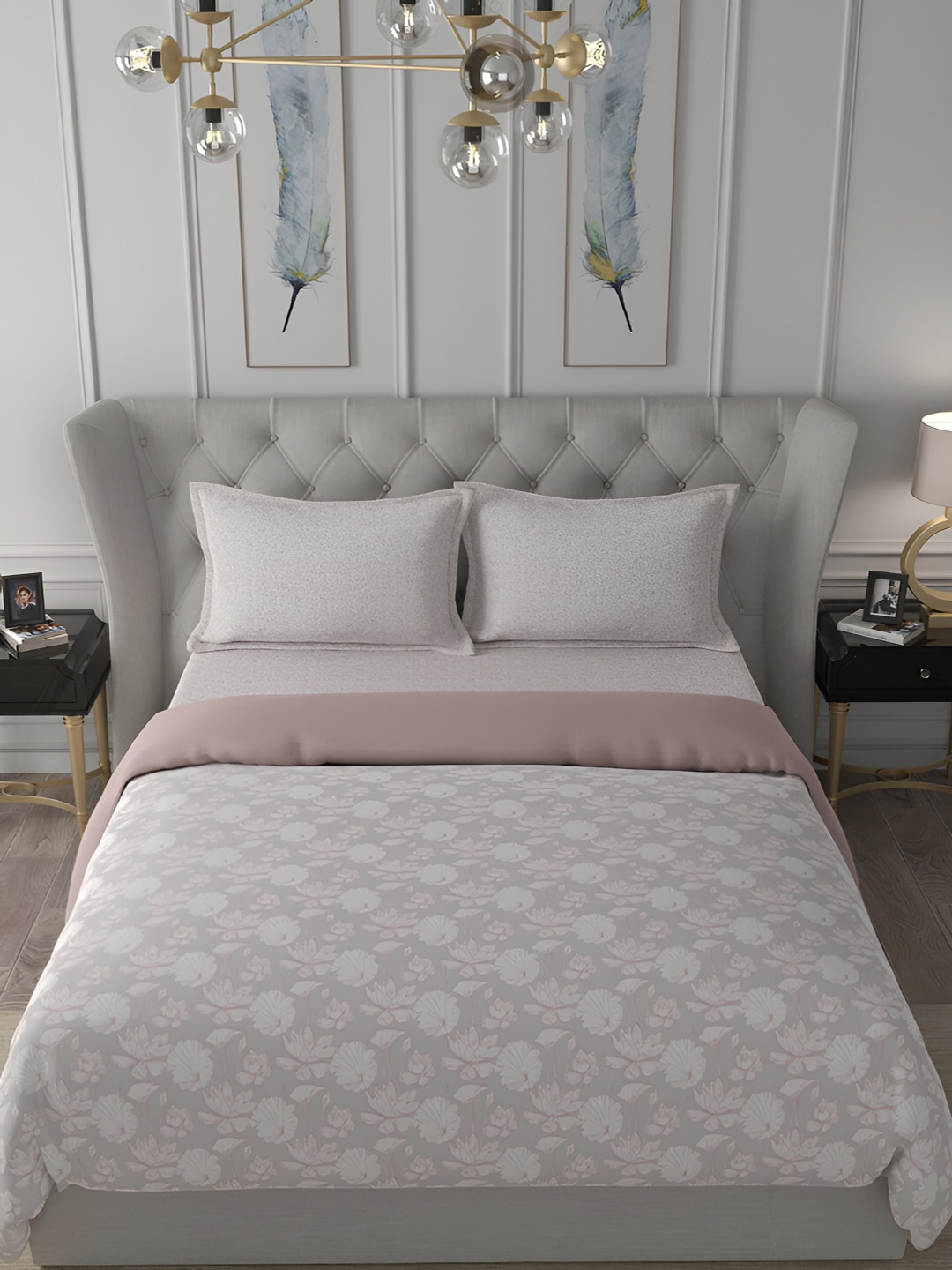 

MASPAR Grey & Red Printed 120 GSM Cotton Double Queen Quilt