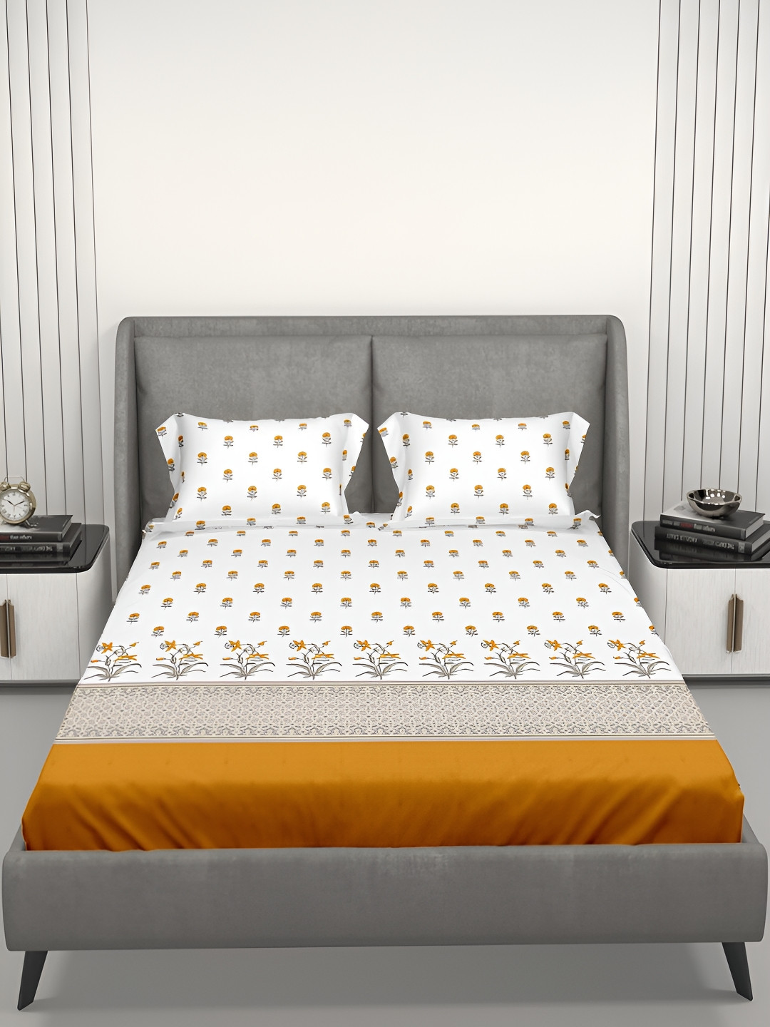 

Aura Orange & White Floral Cotton 144 TC King Bedsheet With 2 Pillow Covers