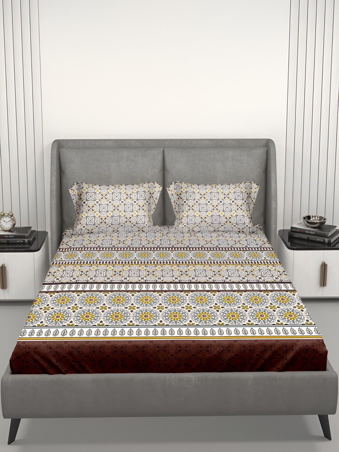 

Aura Brown & White Geometric Cotton 144 TC King Bedsheet With 2 Pillow Covers