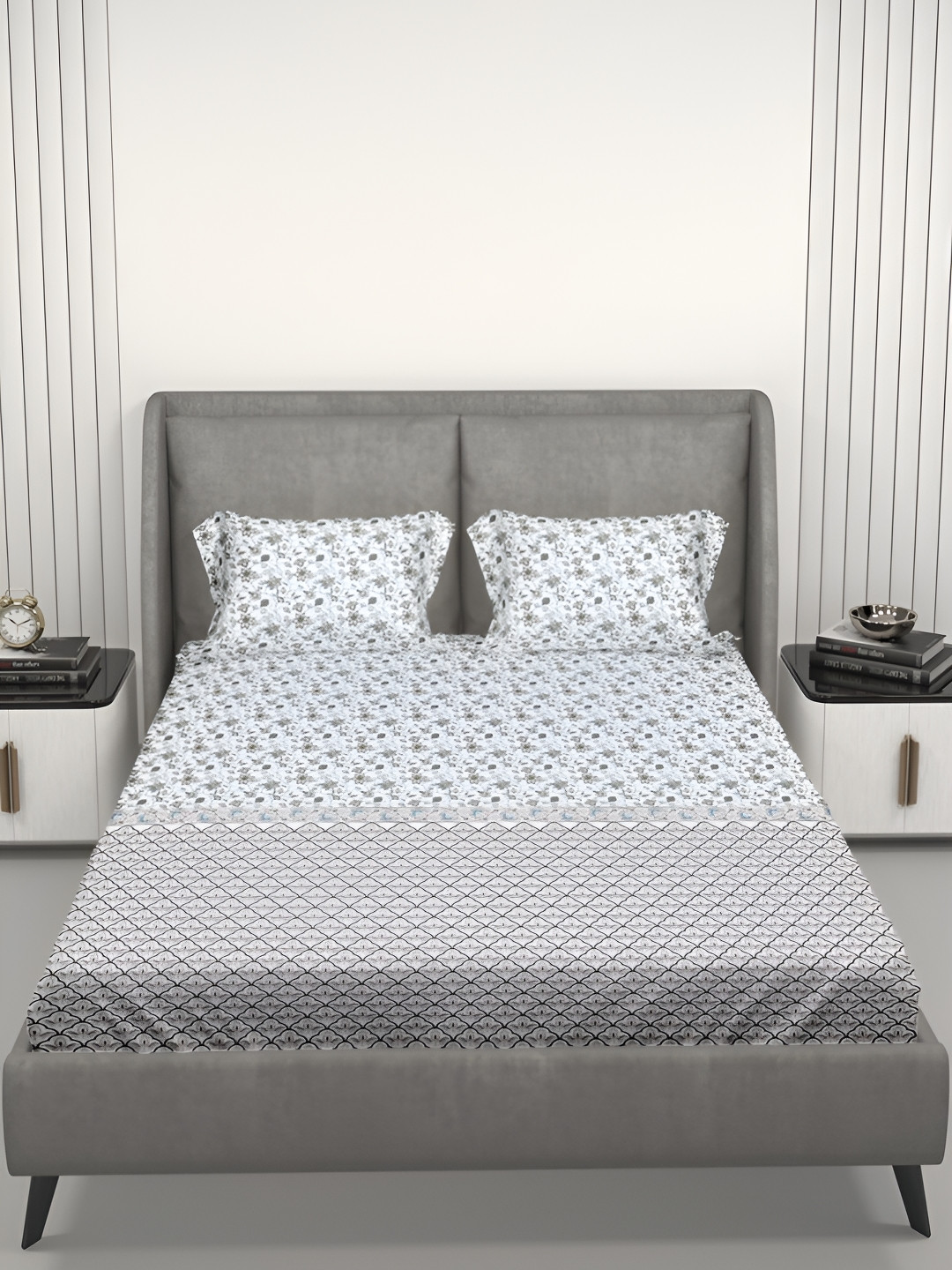 

Aura Turquoise Blue & White Geometric Cotton 144 TC King Bedsheet With 2 Pillow Covers