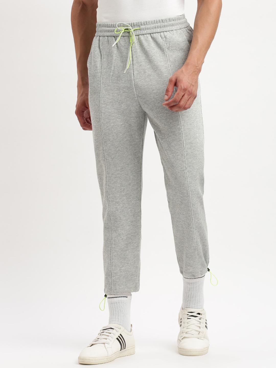 

SHOWOFF Men Mid-Rise Slim-Fit Cotton Track Pant, Grey