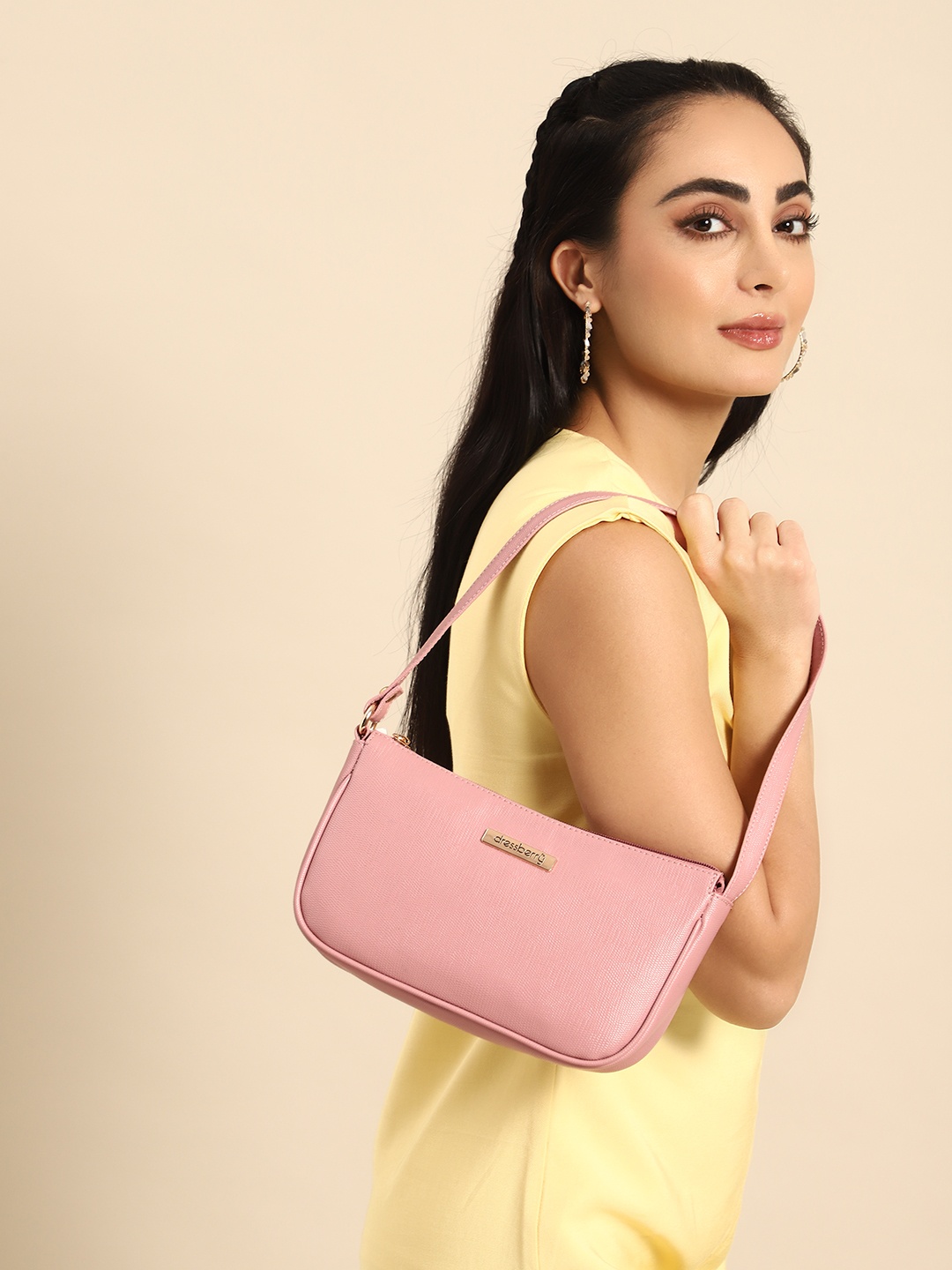 

DressBerry Structured Shoulder Bag, Pink