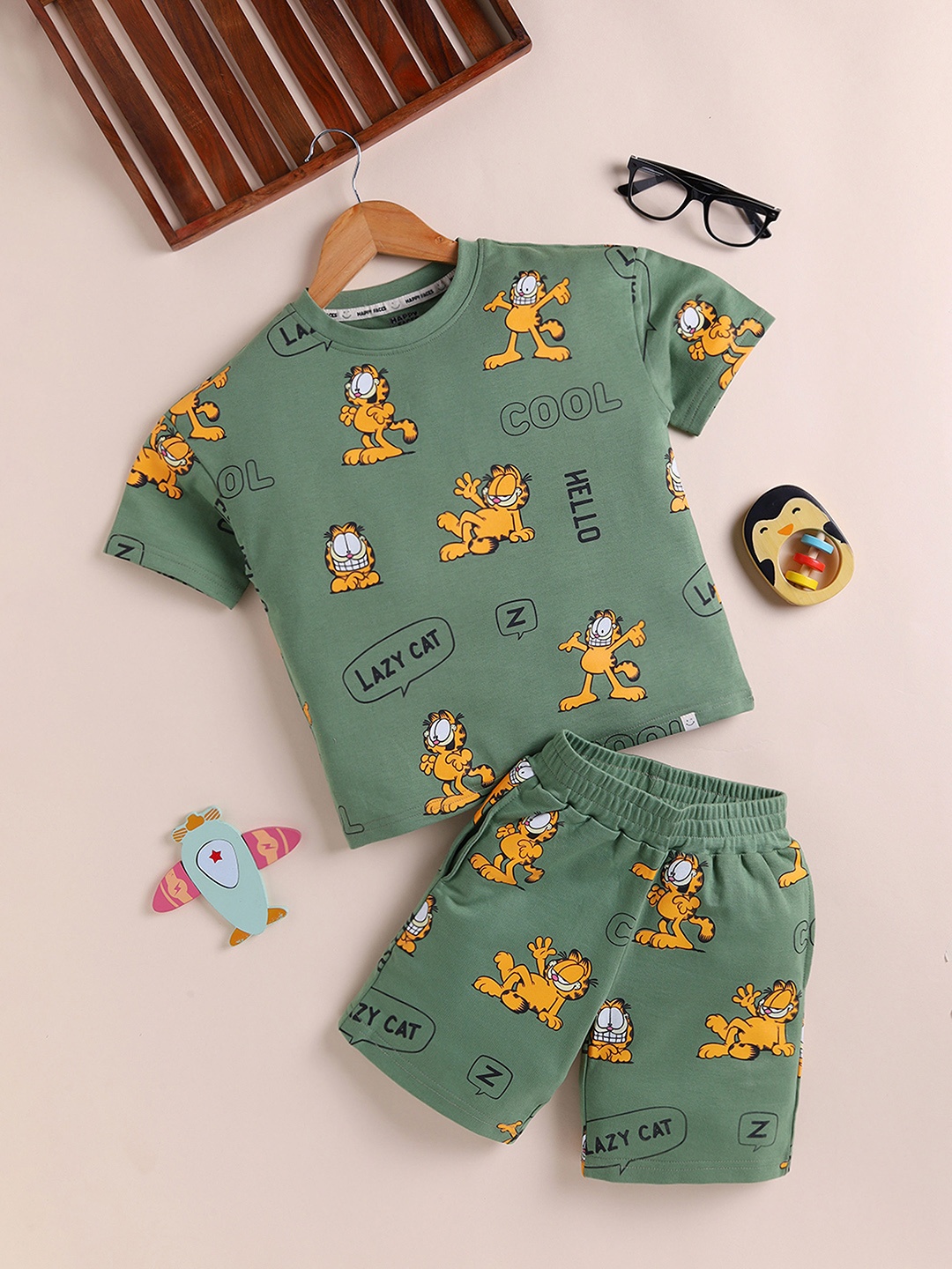 

Happy Faces Boys Pure Cotton Garfield Printed T-shirt with Shorts, Olive