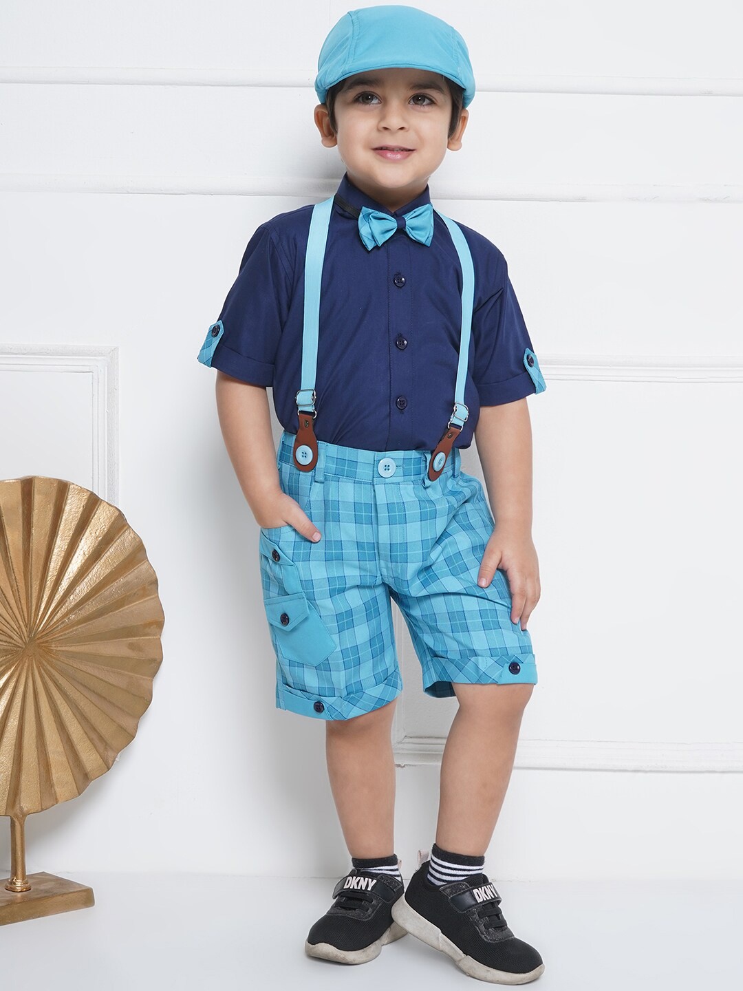 

Aj DEZInES Boys Printed Cotton Shirt Bow Shorts With Cap Suspenders Clothing Set, Blue