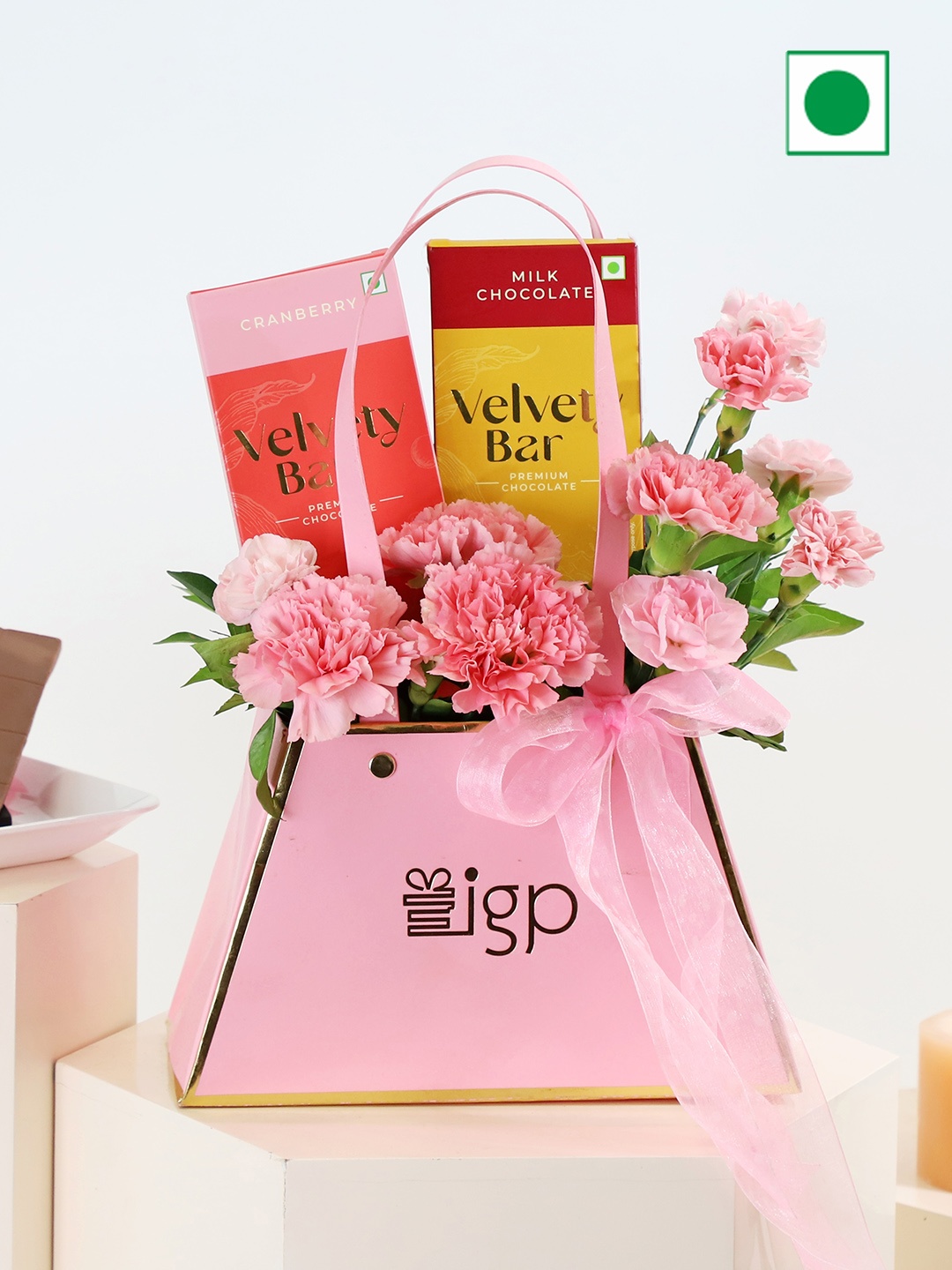 

IGP 10 Live Roses, 2Chocolates, Pink