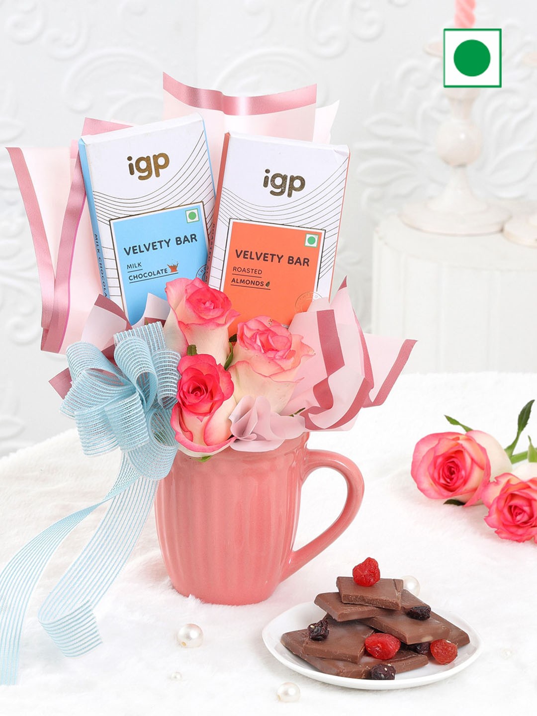 

IGP 3 Pcs Pink Roses Flower With 2 Chocolate & Mug