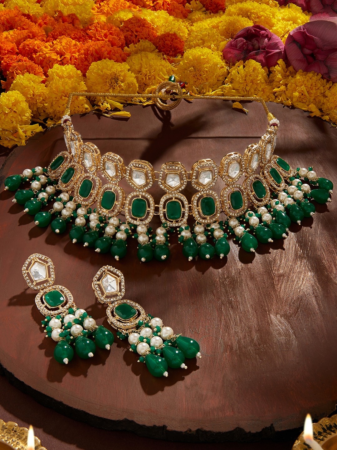 

Zaveri Pearls Gold-Plated Austrian Diamonds-Studded & Beaded Jewellery Set