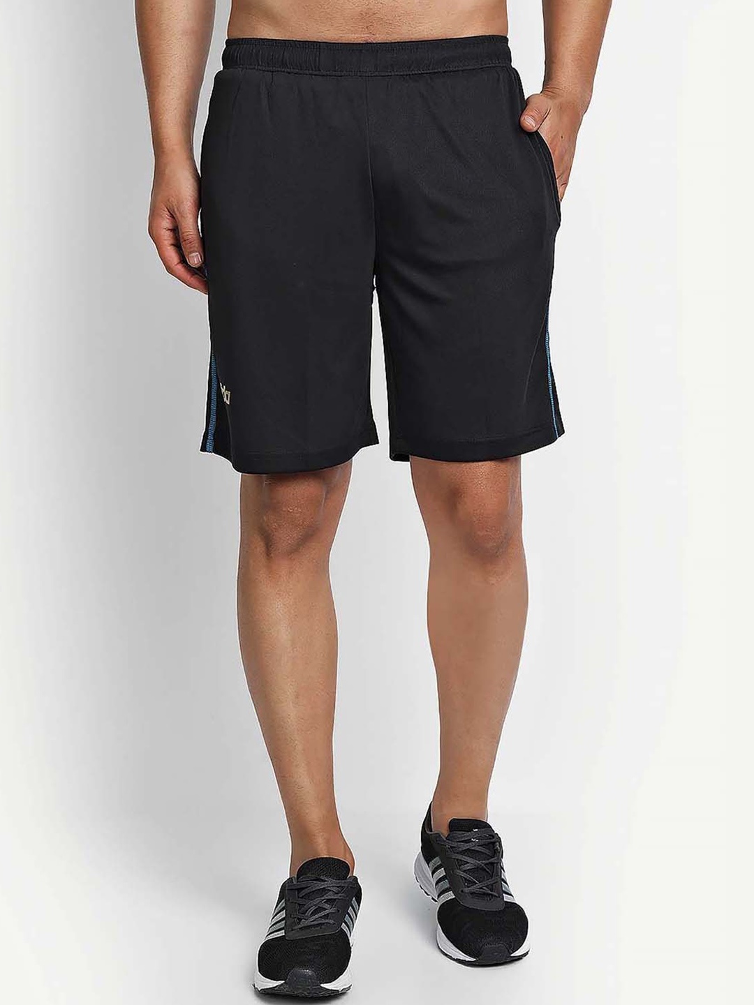 

DIDA Men Mid Rise Light Weight Stretchable Dry Fit Sports Shorts, Black