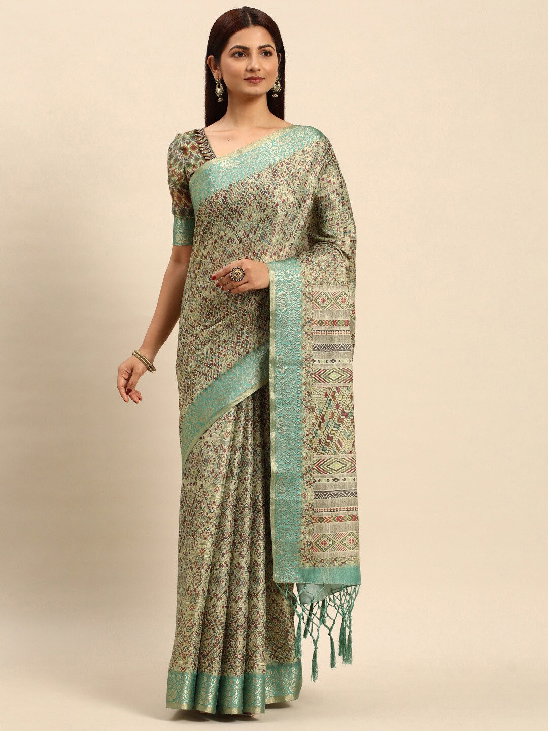 

Ishin Ethnic Motifs Zari Silk Blend Kanjeevaram Saree, Green