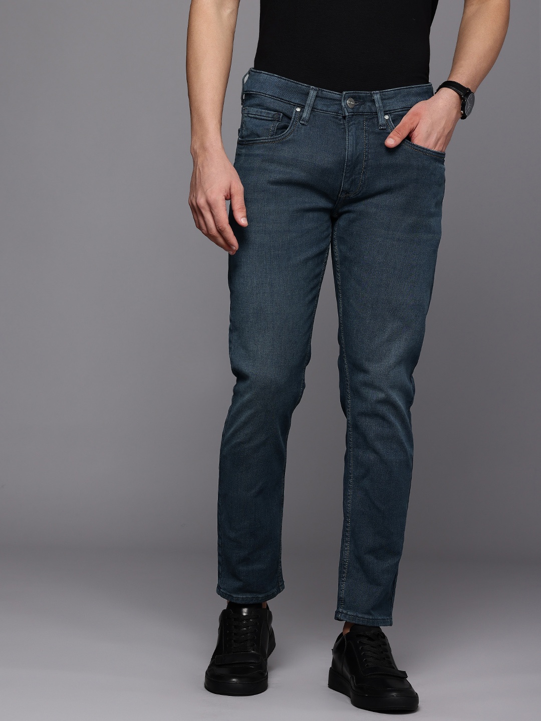 

Louis Philippe Jeans Men Smart Slim Fit Light Fade Stretchable Jeans, Blue