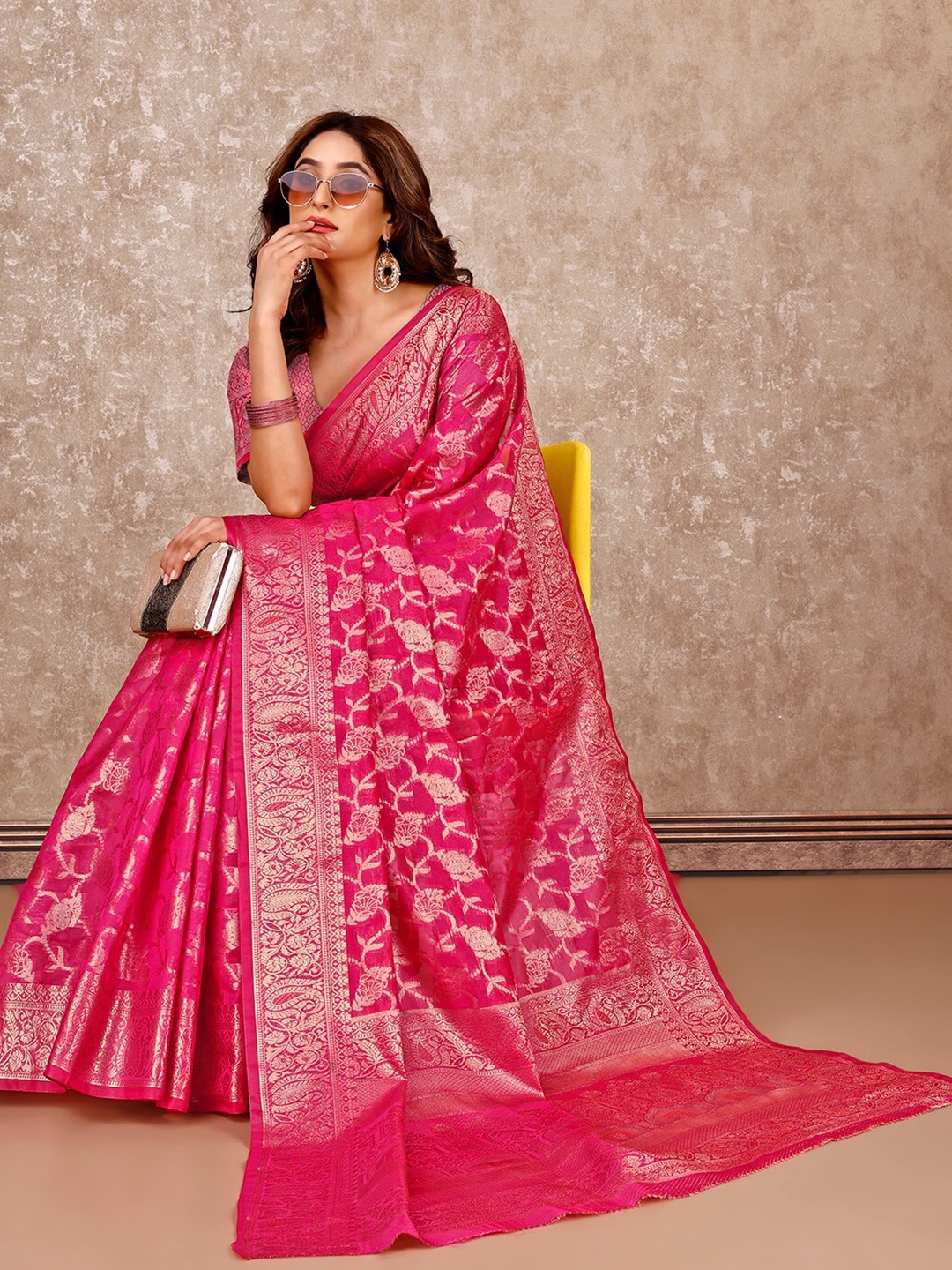 

SANSKAR Woven Design Zari Silk Blend Saree, Pink