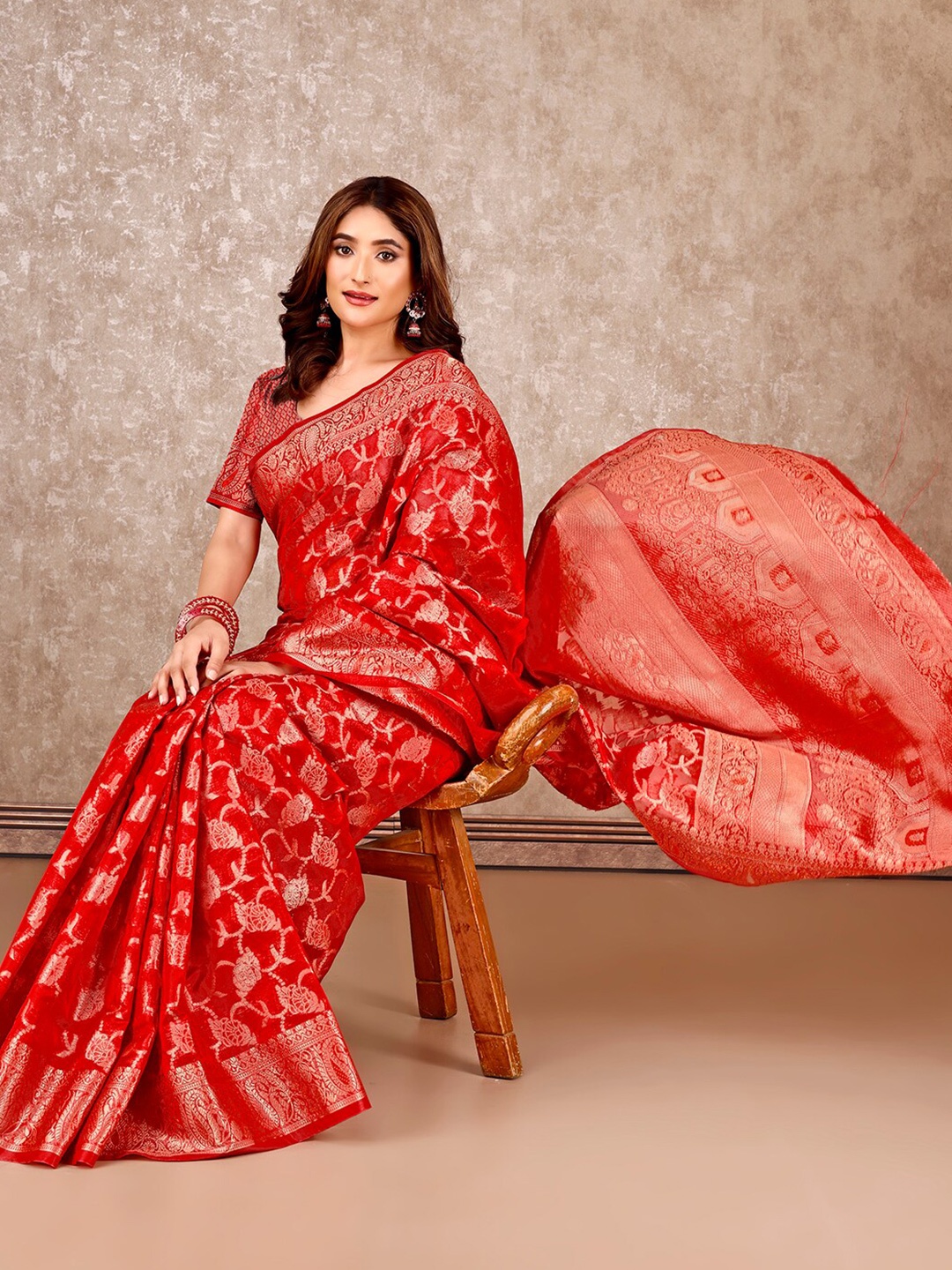 

SANSKAR Woven Design Zari Silk Blend Saree, Red