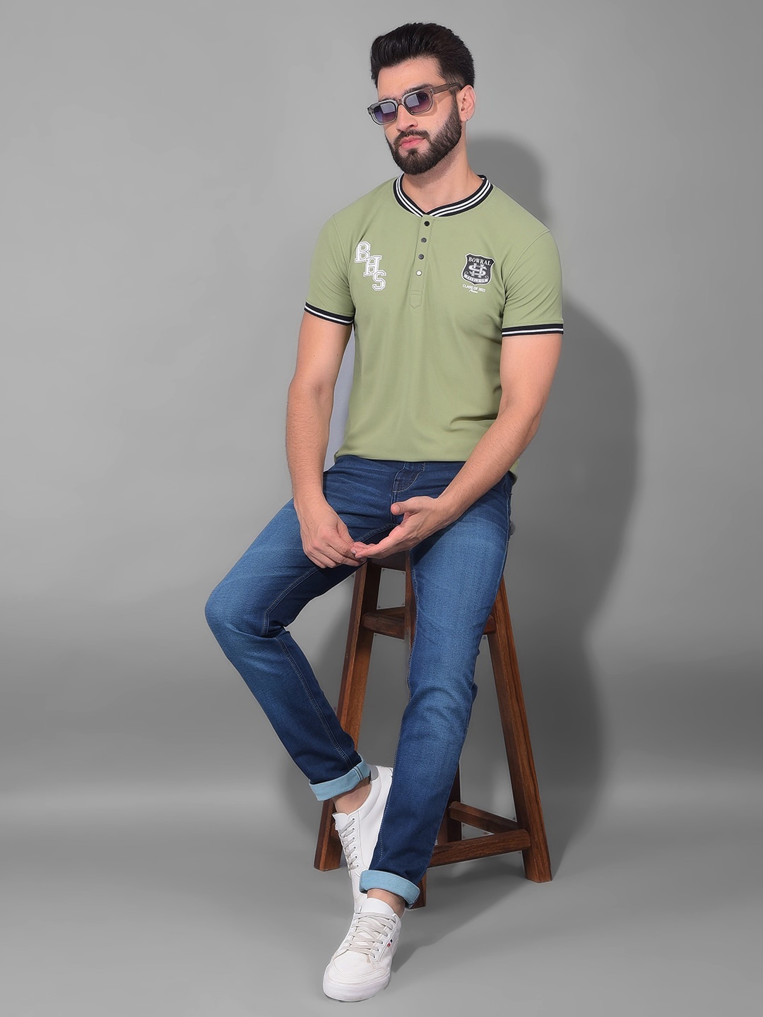 

COBB Henley Neck Short Sleeves Cotton T-shirt, Green