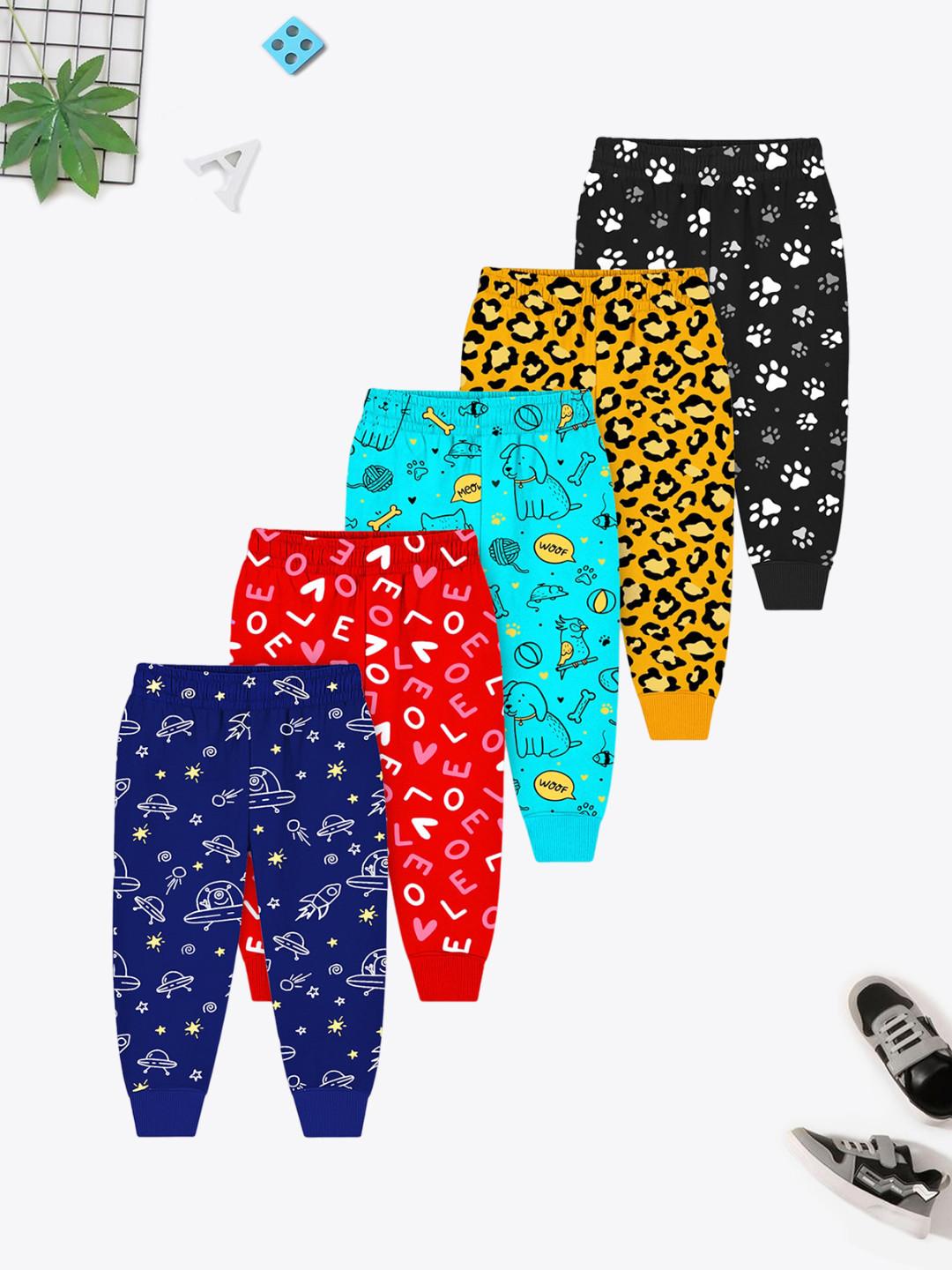 

Trampoline Kids Pack Of 5 Printed Cotton Mid Rise Joggers, Yellow
