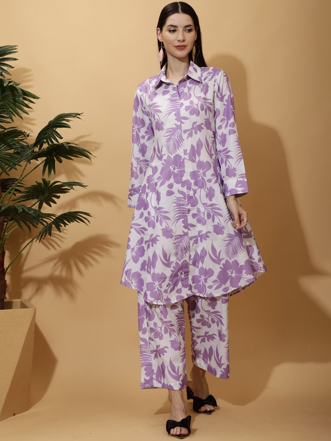 

Laalzari Floral Printed Shirt Collar Long Sleeves Cotton Tunic & Trousers, White