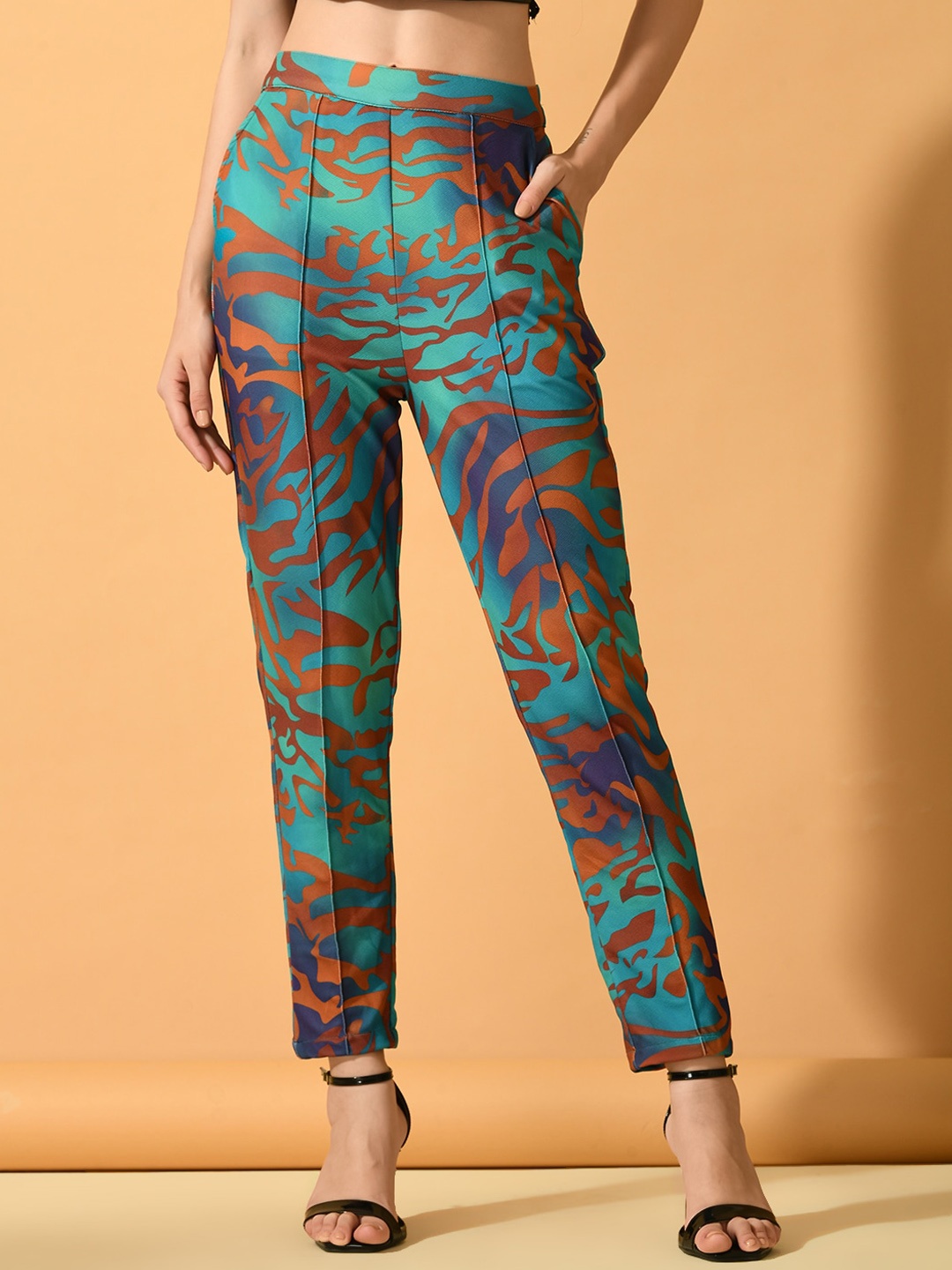 

HERE&NOW Women Abstract Printed Comfort Slim Fit Wrinkle Free Cigarette Trouser, Blue