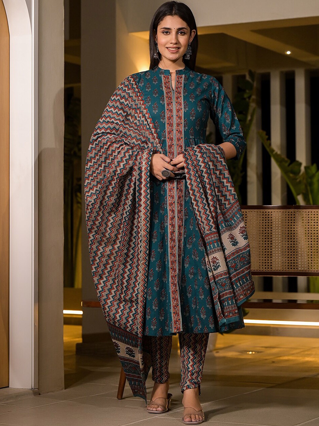 

Yufta Floral Printed Regular Pure Cotton Kurta with Trouser & Dupatta, Teal