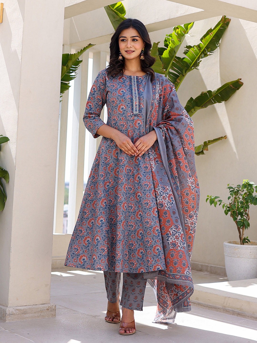 

Yufta Floral Printed Empire Sequinned Pure Cotton Kurta with Trousers & With Dupatta, Grey