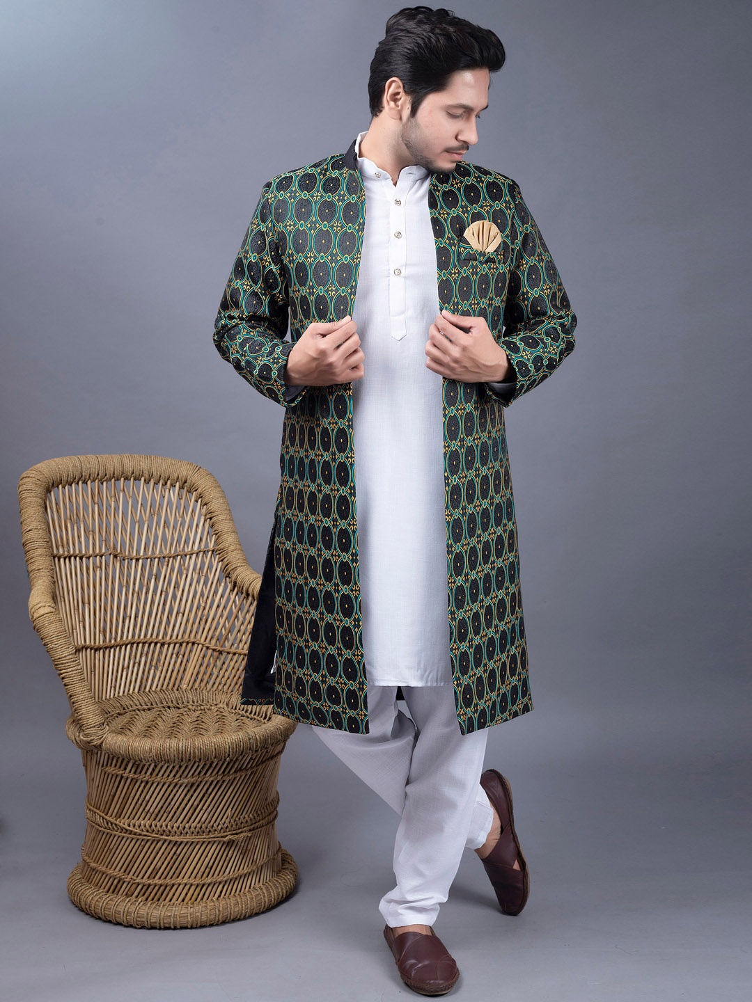 

amzira Brocade Mandarin Collar Pure Cotton Sherwani & Kurta With Pyjamas, Green