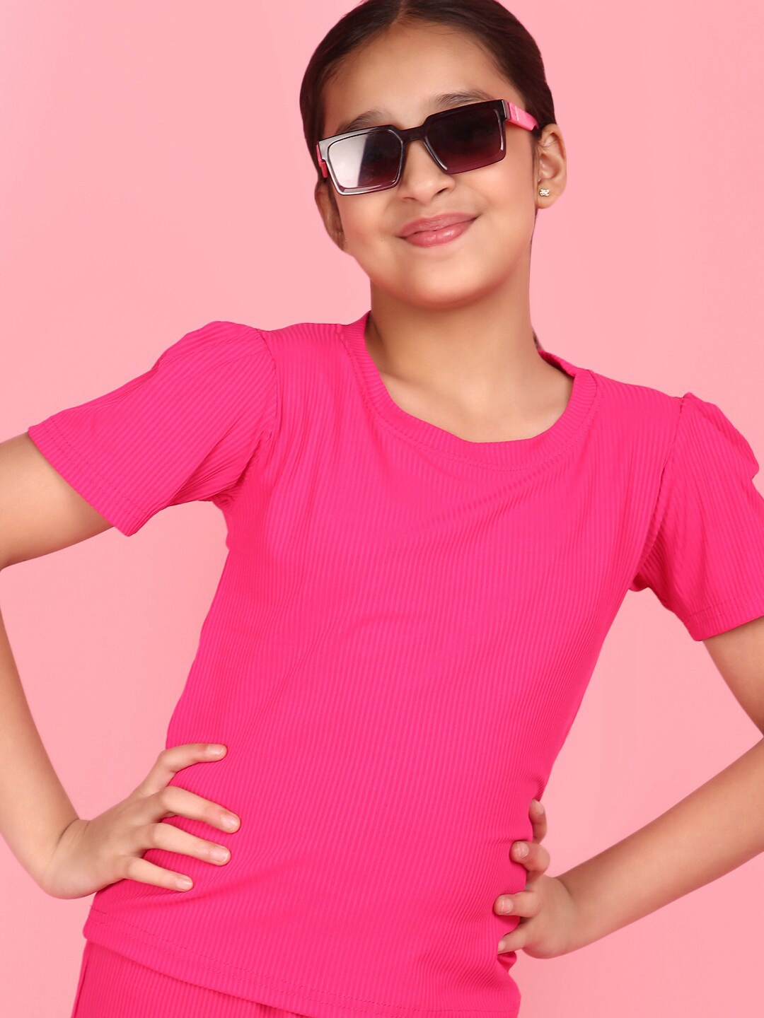 

V-Mart Girls T-shirt with Trouser, Fuchsia
