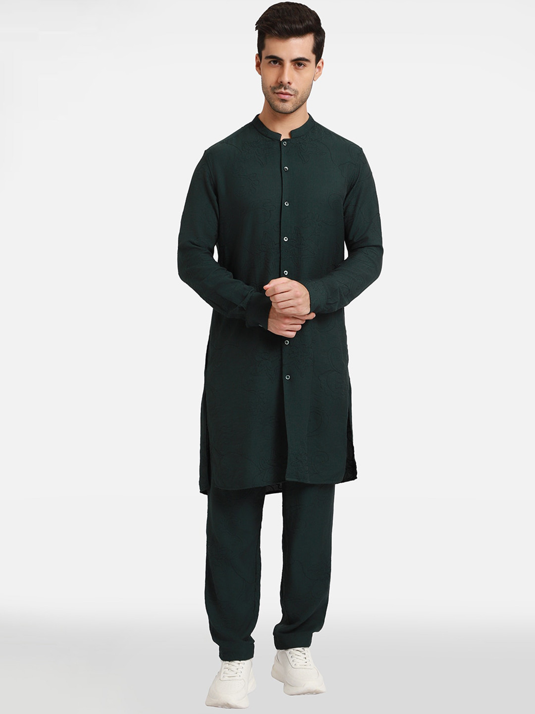 

Komal Kothari Embroidered Regular Thread Work Kurta with Trousers, Green
