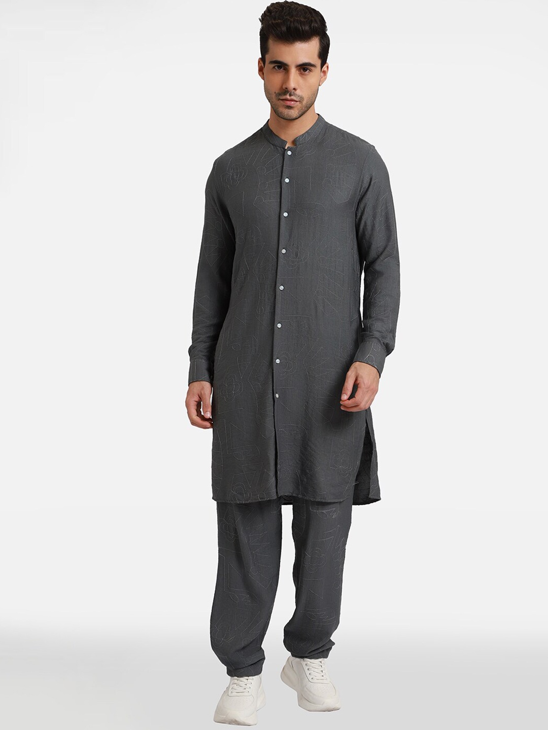 

Komal Kothari Embroidered Regular Thread Work Linen Kurta with Pyjamas, Grey