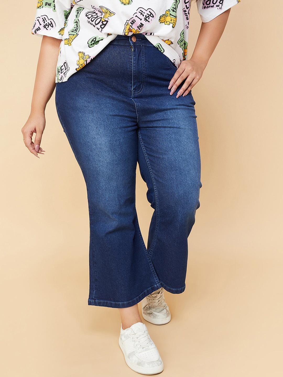 

max Women Plus Size Bootcut High-Rise Stretchable Light Fade Jeans, Blue