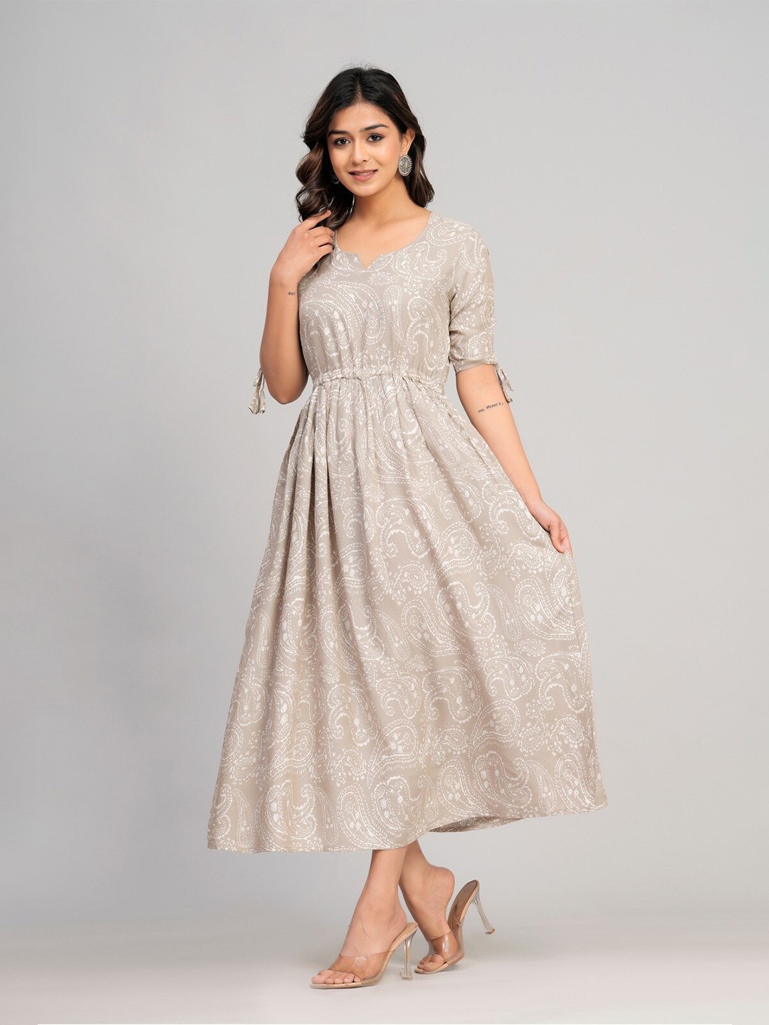 

SARAI CREATIONS Paisley Print Sweetheart Neck Fit & Flare Maxi Dress, Grey