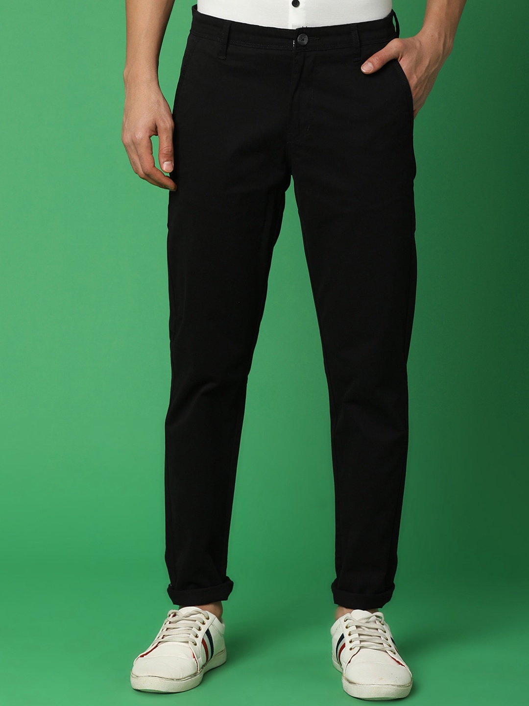 

V-Mart Men Regular Fit Mid-Rise Cotton Regular Trousers, Black