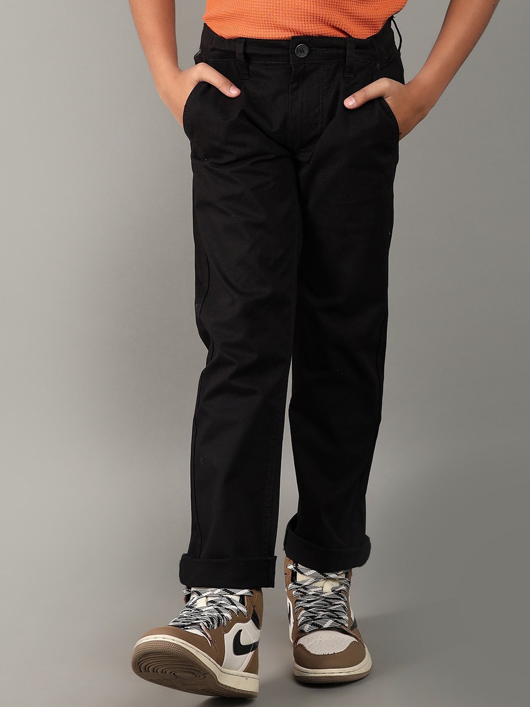 

V-Mart Boys Regular Fit Mid-Rise Cotton Chinos Trousers, Black