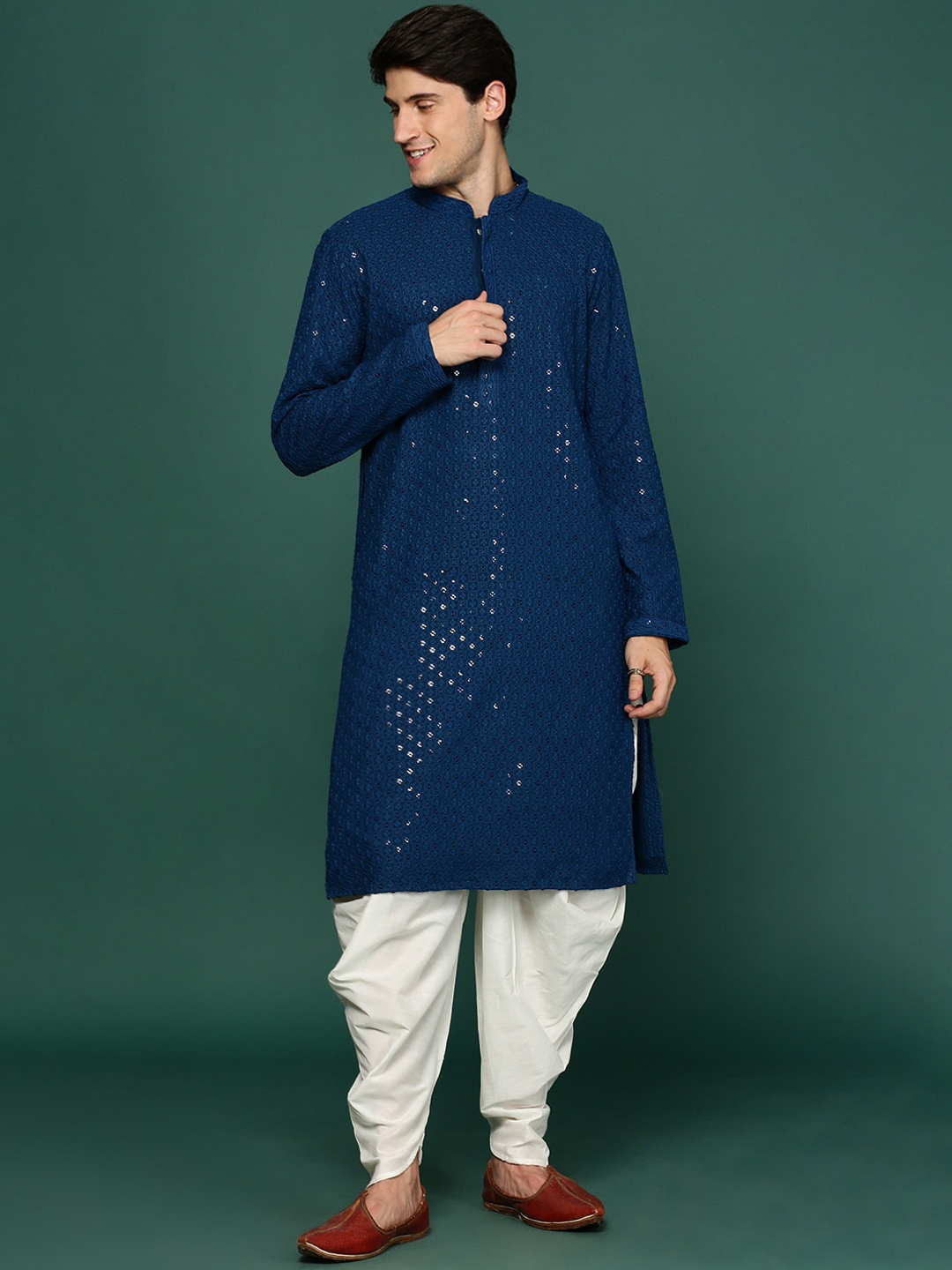 

Sangria Sequin Embroidered Mandarin Collar Straight Kurta With Dhoti Pant, Blue