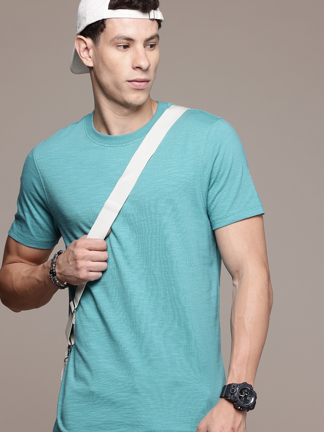 

Roadster Men Pure Cotton T-shirt, Teal