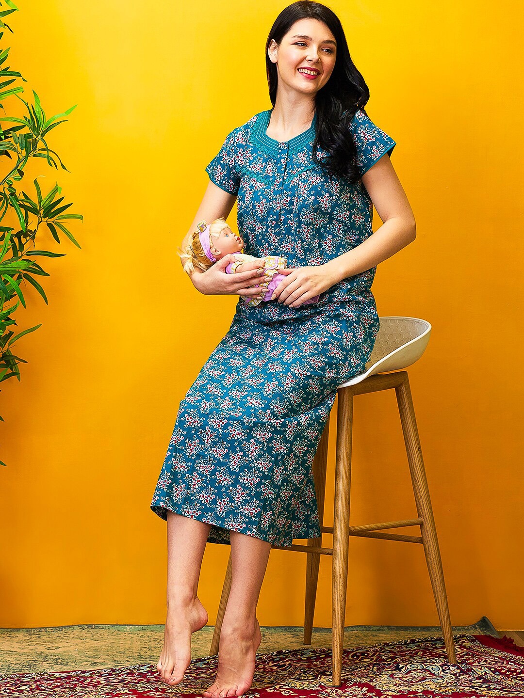 

AV2 Floral Printed Pure Cotton Maternity Maxi Nightdress, Green