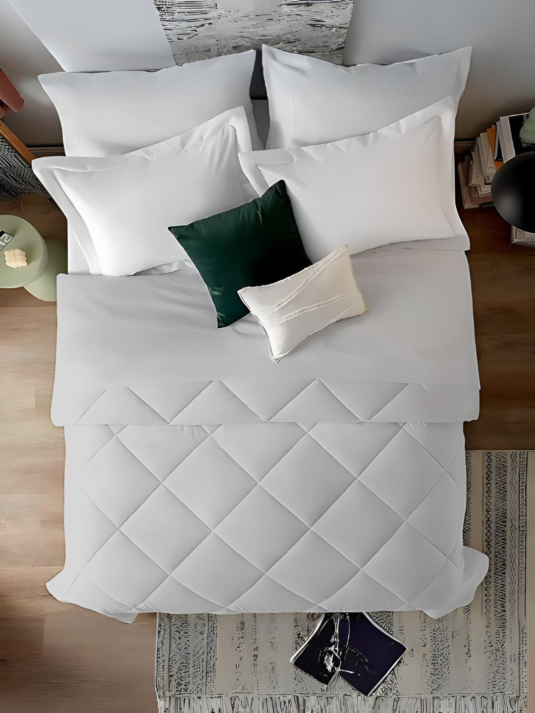 

Sleeping Owls- because your sleep matters Silver-Toned 150 GSM Double Bed Comforter