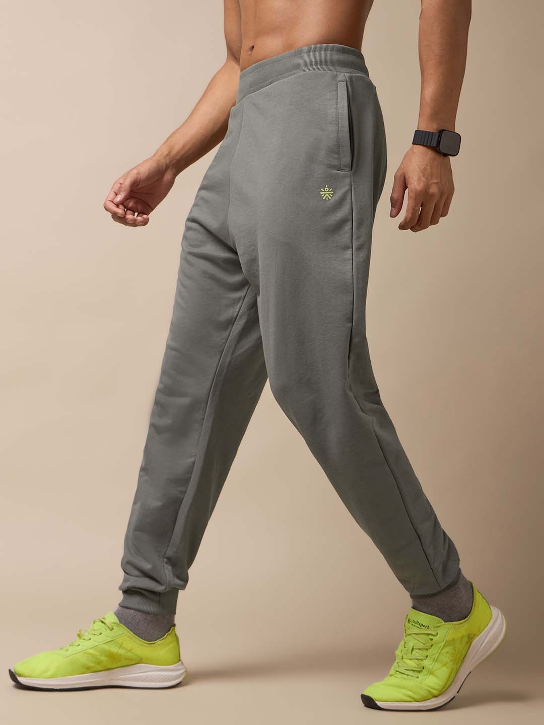 

CULT Men Train In Joggers, Grey