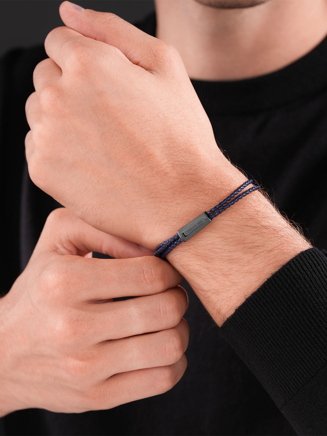 

Cerruti 1881 Men Link Bracelet, Blue