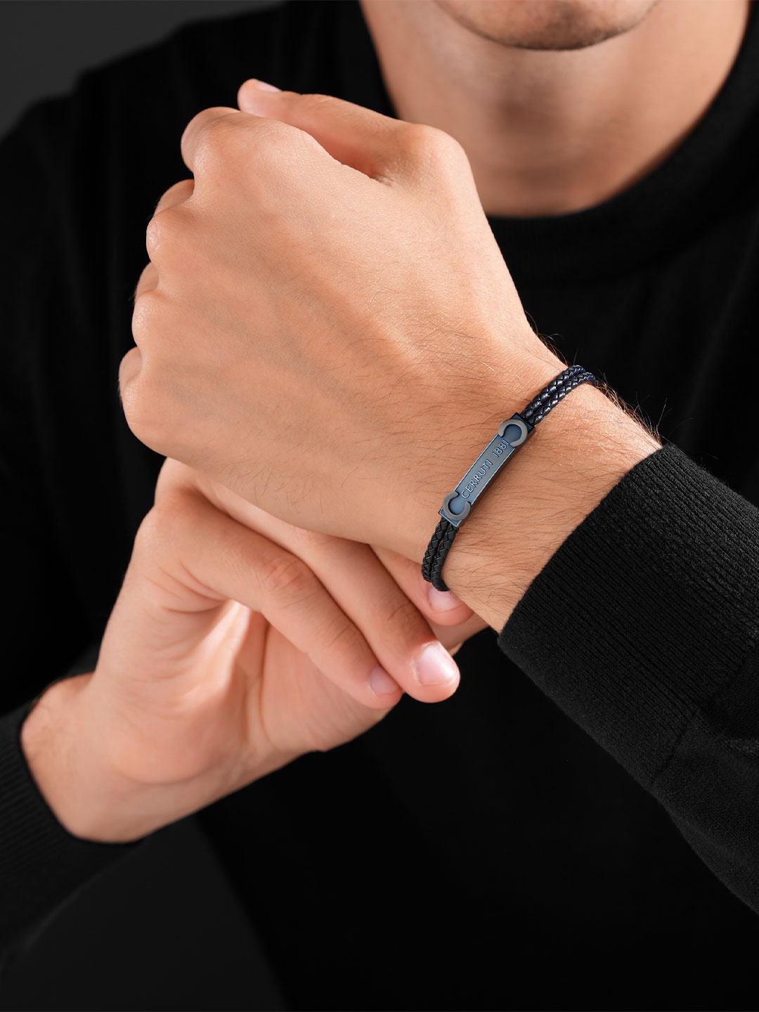 

Cerruti 1881 Men Stainless Steel Wraparound Bracelet, Blue