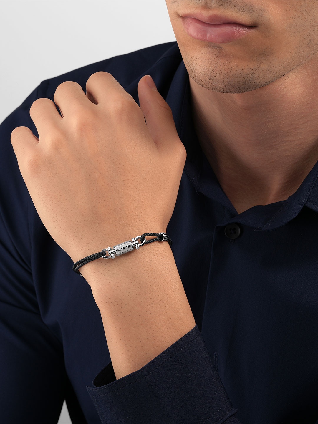 

Cerruti 1881 Men Classic Wraparound Bracelet, Black