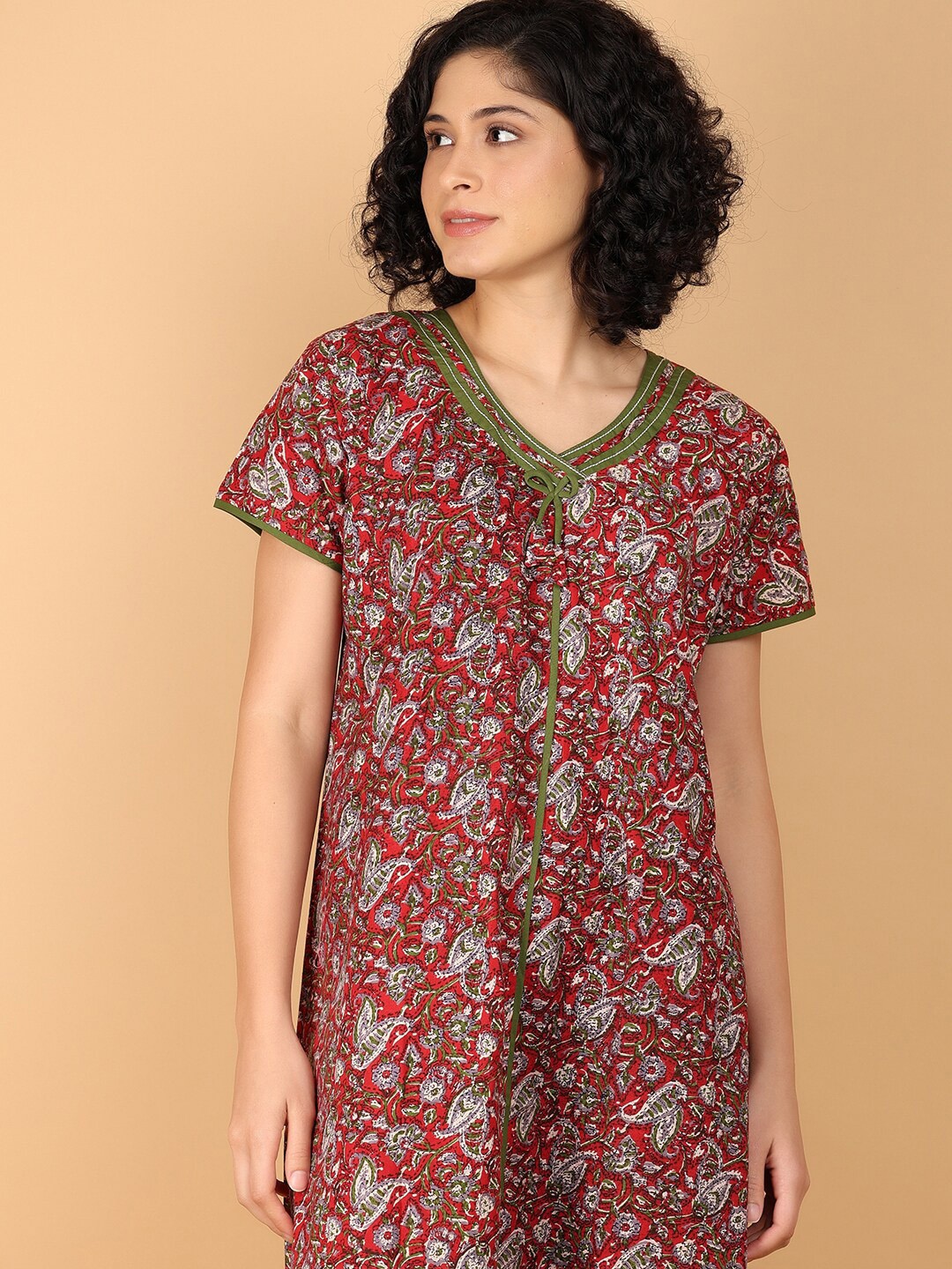 

V-Mart Printed Pure Cotton Maxi Nightdress, Maroon