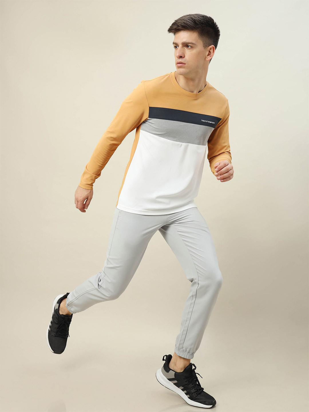 

Technosport Colourblocked Crew Neck Rapid-Dry & MATPIQ Technology Slim Fit Sports T-shirt, Orange
