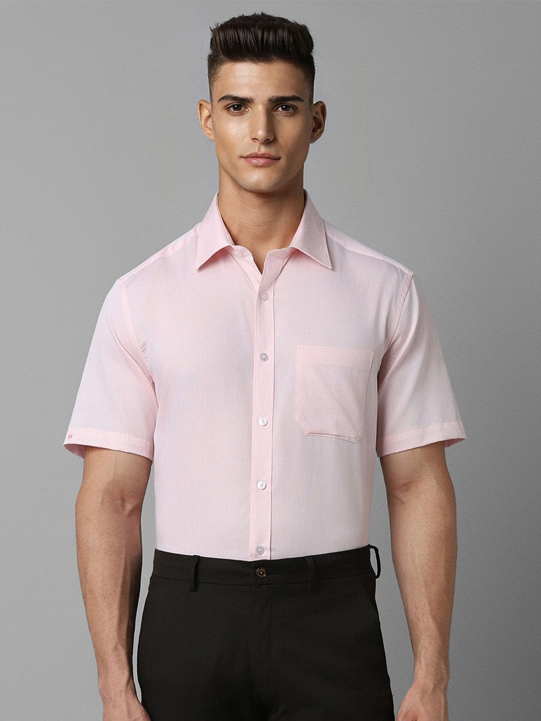 

Louis Philippe Textured Cutaway Collar Classic Cotton Formal Shirt, Pink