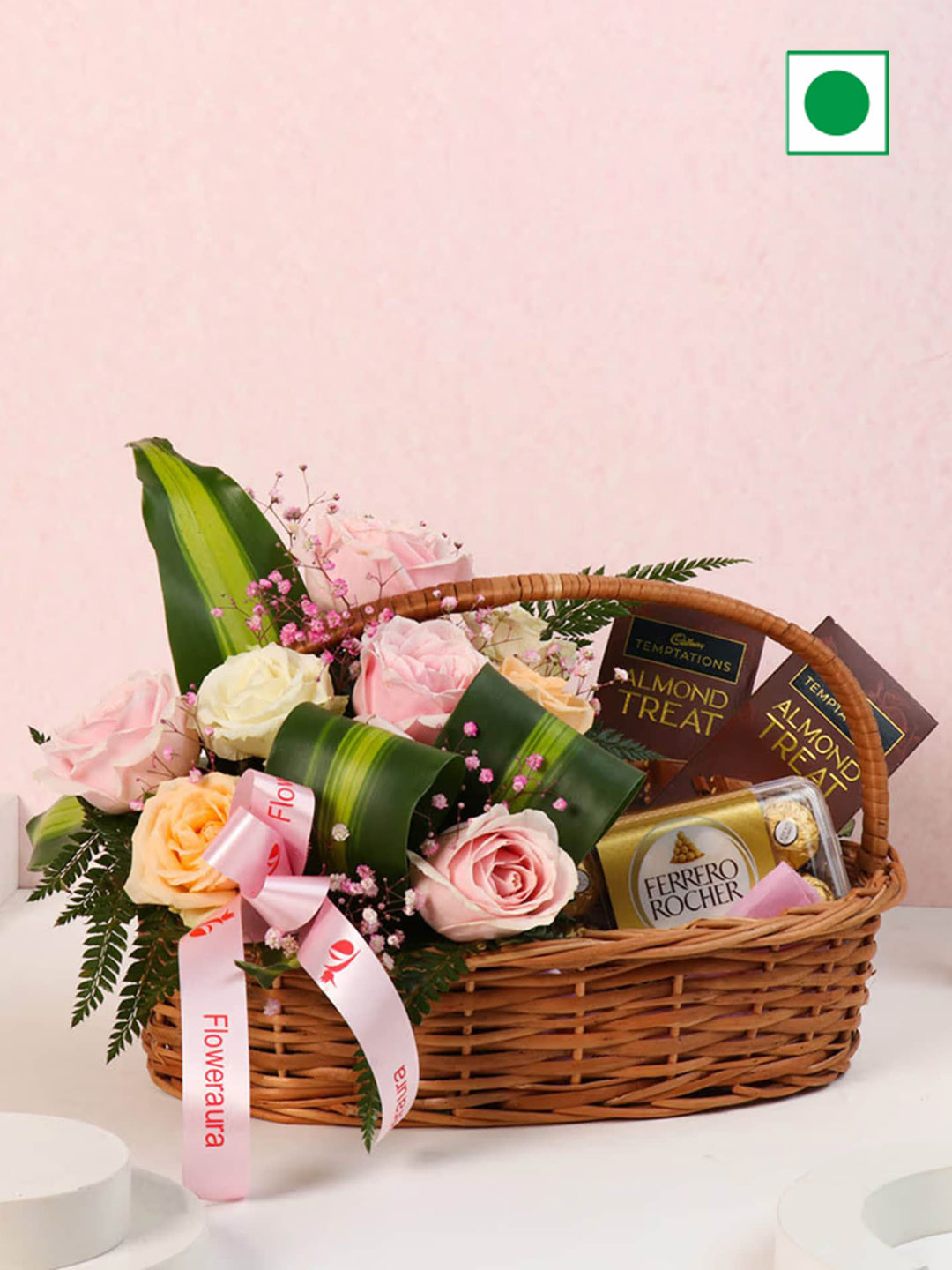 

Floweraura 8 Live Roses with 2 Almond Chocolates & 16 Chocolates, Brown