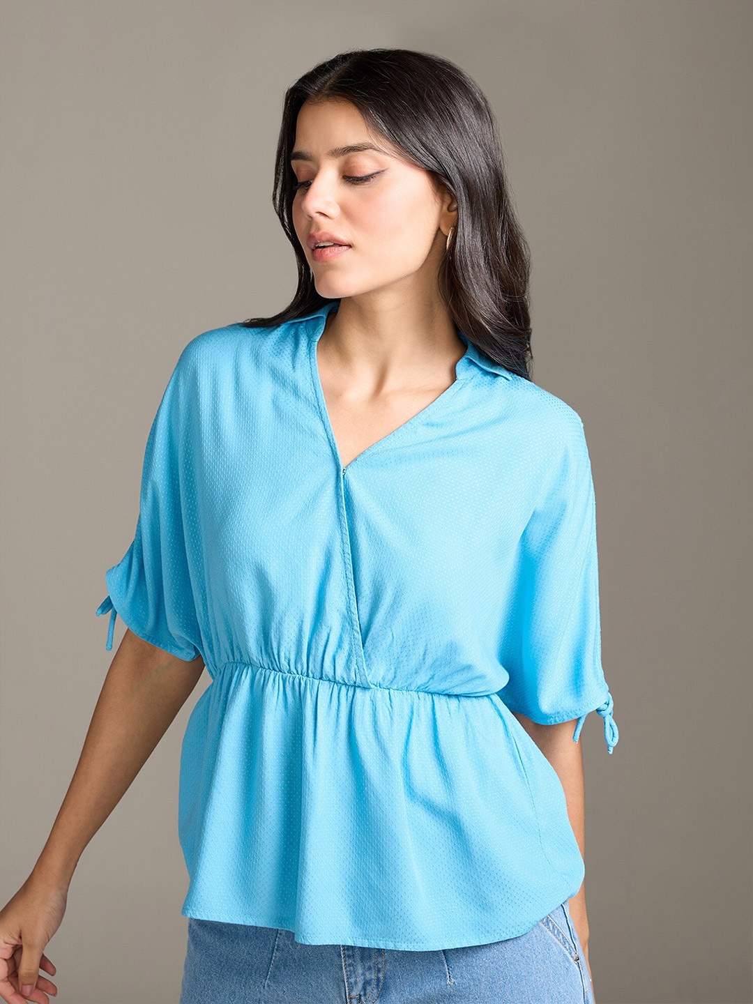 

20Dresses Blue Shirt Collar Kimono Sleeves Cinched Waist Top